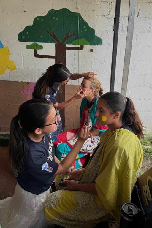 This summer I had the privilege to serve on a missions trip in El Salvador with King's Castle Ministries!